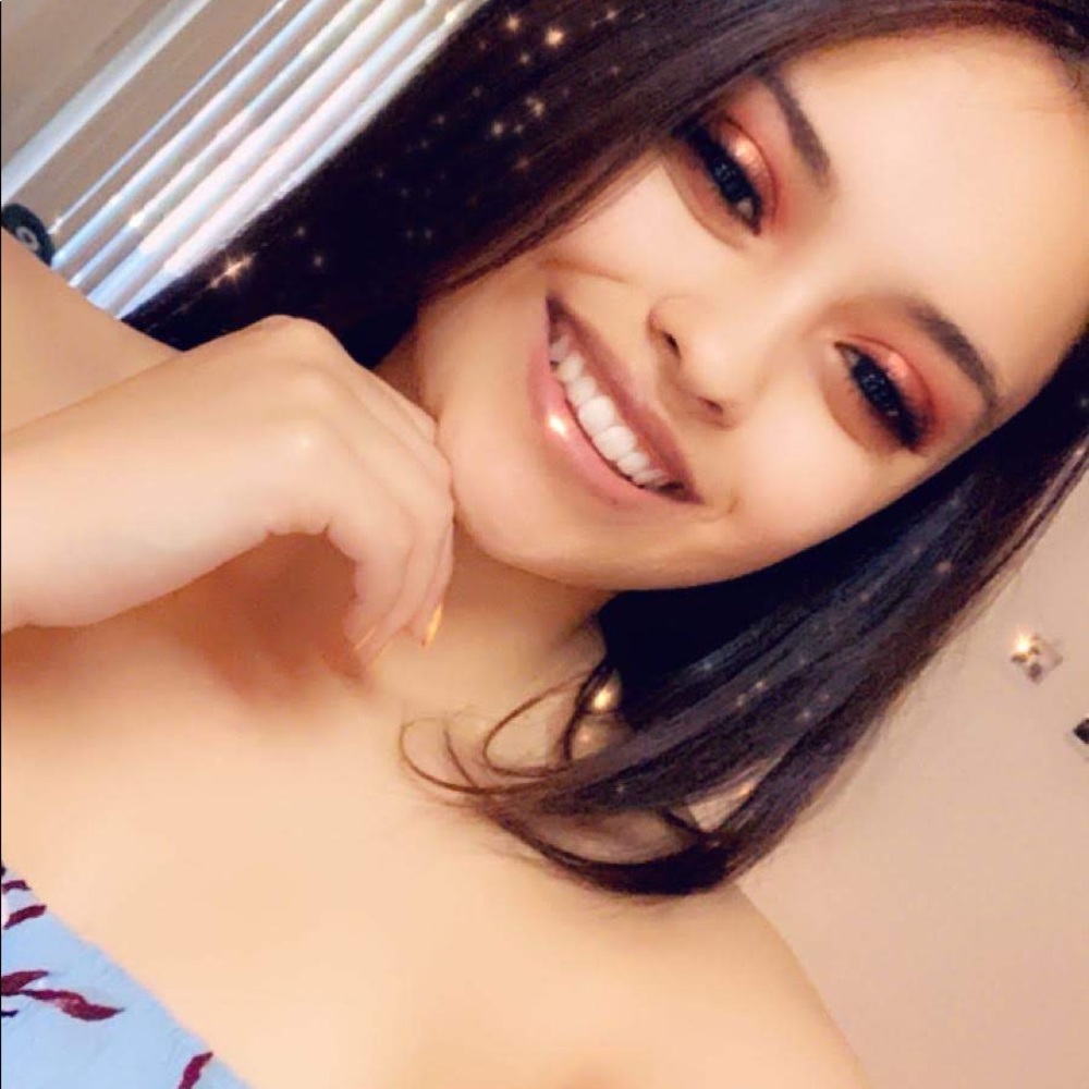 Meet your Posher, Briana